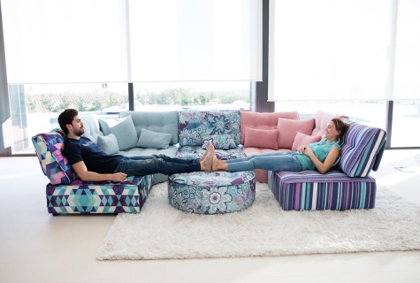 Arianne-love-sofa by simplysofas.in